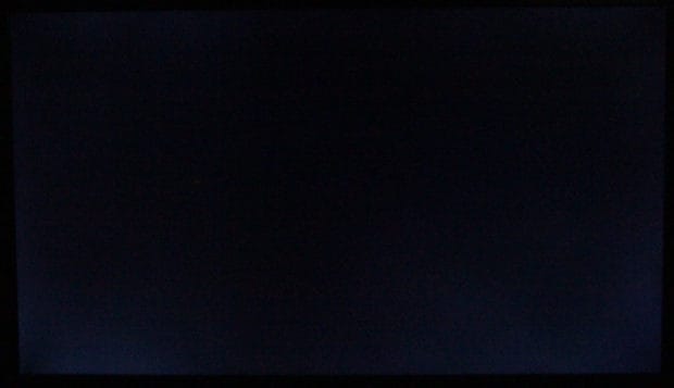 TCL_U55P6046_uniformity